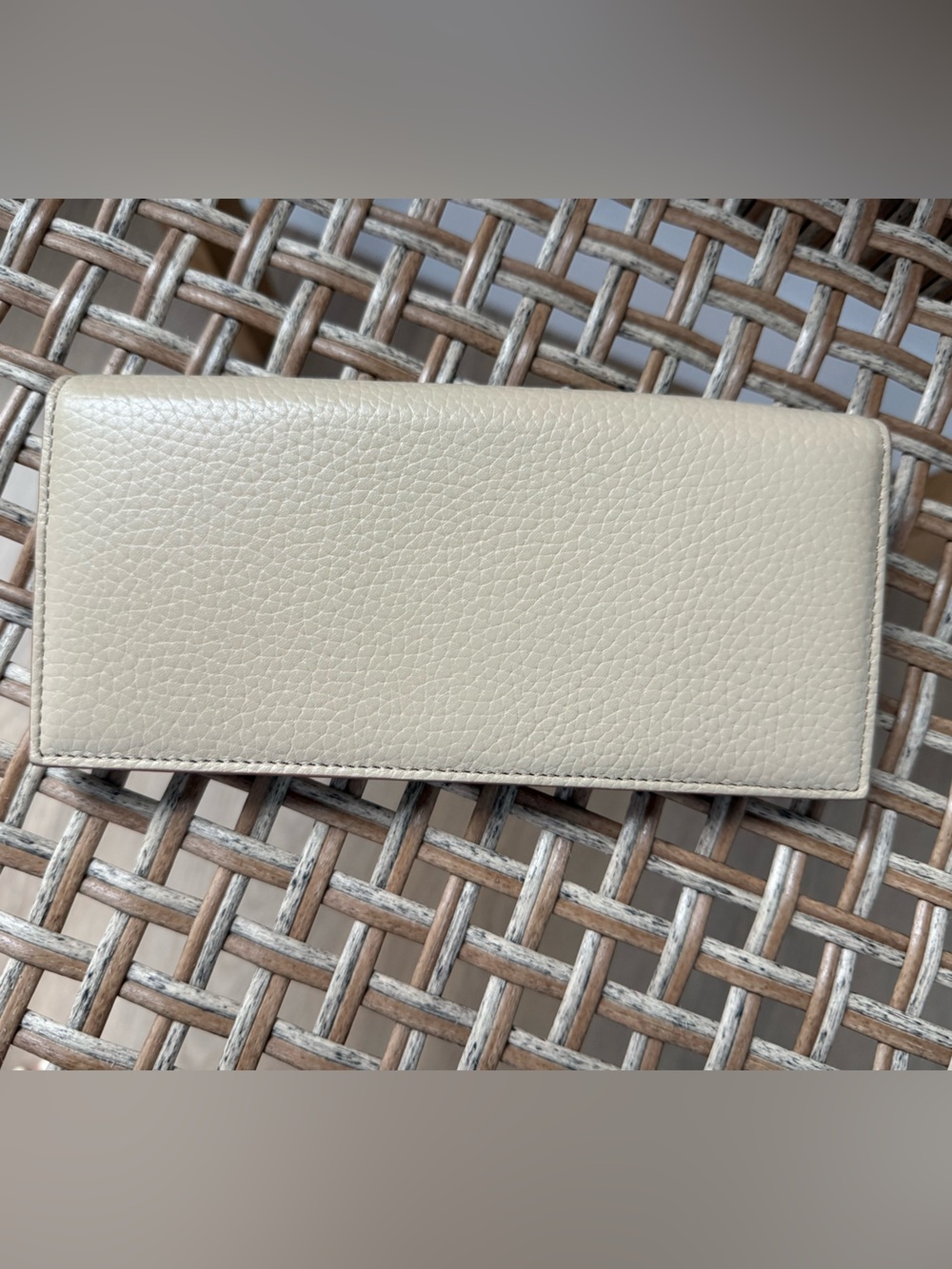14th & Union Cream Textured Leather Wallet